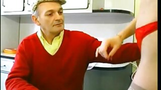 MILF ima tri poti s pastorkom in pastorko