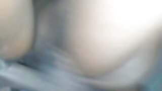 Gozdni seks s pastoznim rjavolaskom, evro dekletom