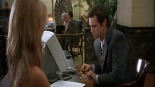 Vikki je pawg, ki dobi svojo muco napolnjeno z BWC