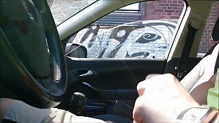 Pohotene punce se izmenično močno zajebava