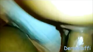 Blondinka MILF Phoenix Marie seksa z možem in pastorkom